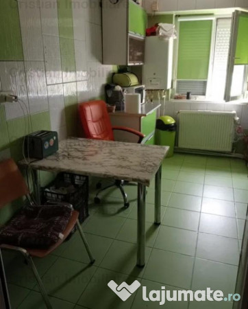 Ap 3 camere 70mp Plantelor etaj intermediar Decomandat conf 