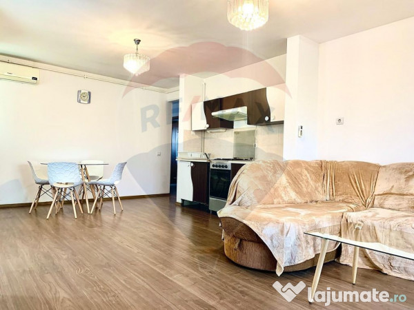 Apartament în zona Centrala, et.1, curte privata. 
