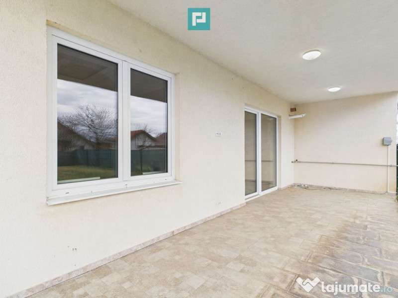 Duplex pe parter, 4 camere, Recaș 
