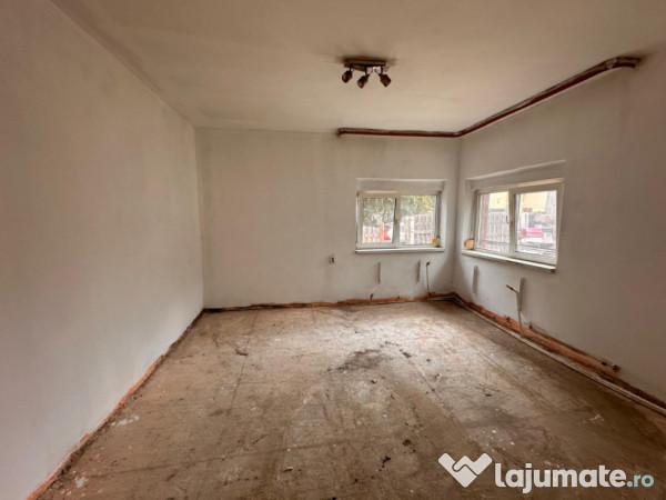 Casă de vanzare, situată în zona Coiciu, Constanta