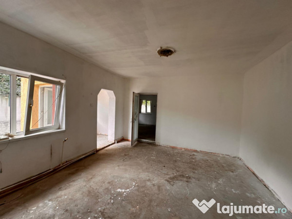 Casă de vanzare, situată în zona Coiciu, Constanta