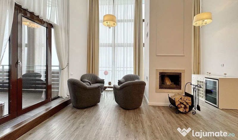 Penthouse generos cu priveliste spre Masivul Postavarul