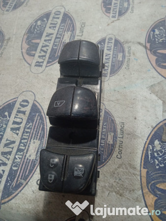 Butoane geamuri electrice Nissan Juke 2011