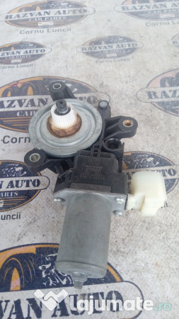 Motoras macara dreapta fata Suzuki SX4