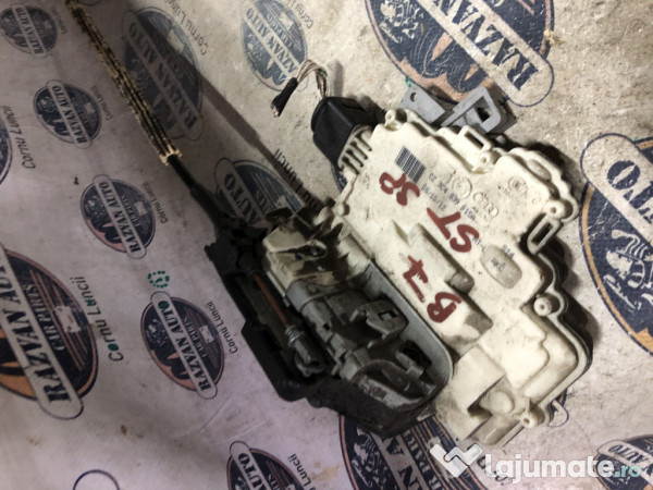 Broasca stanga spate Volkswagen Passat B7 2012