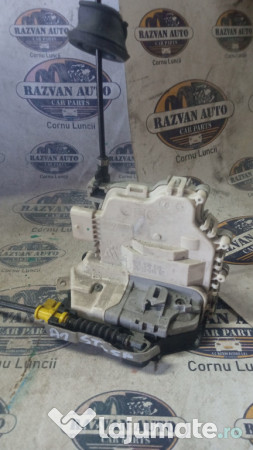 Broasca stanga spate Audi A1 2012