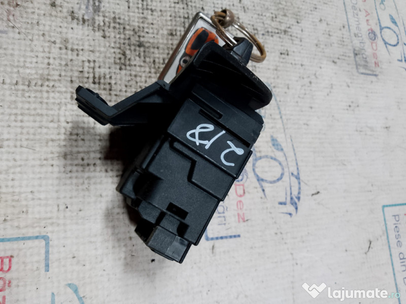 Contact plus cheie BMW Seria 1 E88 2010