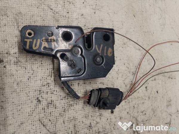 Broasca capota Volkswagen Touareg 2005