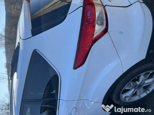 Aripa Stanga Spate Ford Kuga 2015