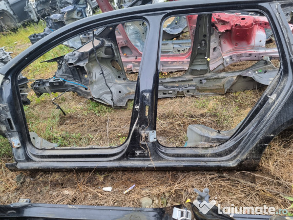 Prag stanga tabla Volkswagen Passat B7 2013