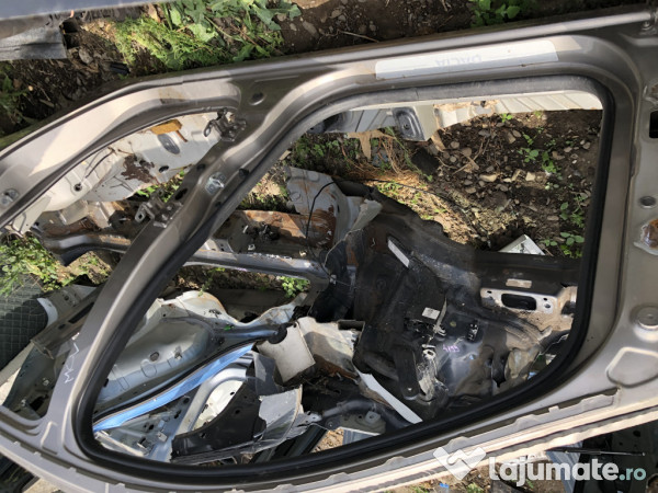 Prag stanga tabla Dacia Logan Mcv - Benzina 2014