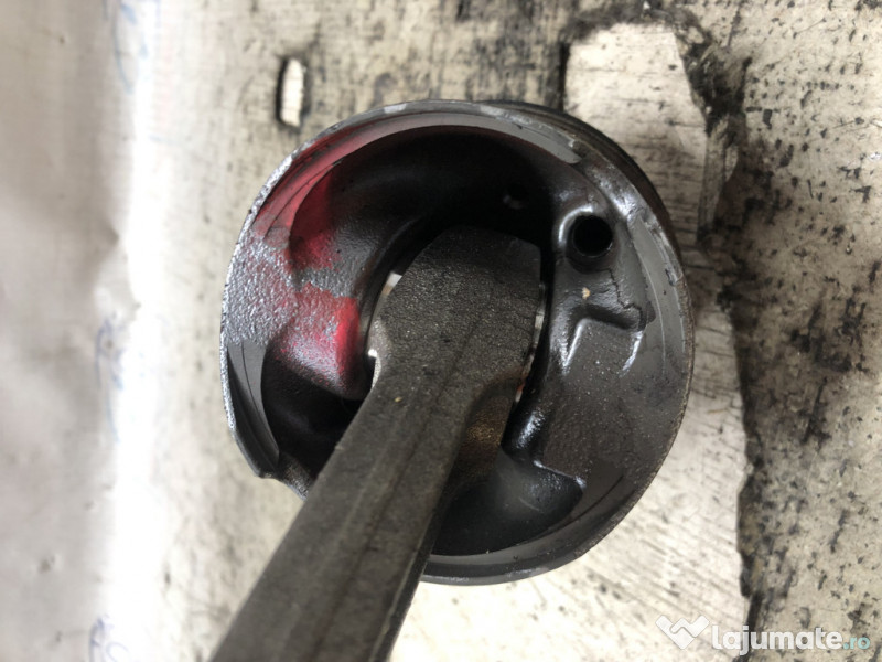 Piston plus biela BMW Seria 3 E90 2.0 2009