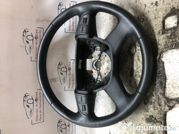 Volan cu comenzi Skoda Yeti 2010