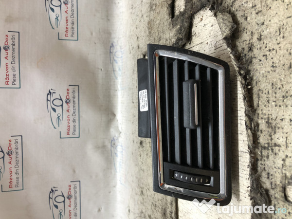 Grila ventilatie stanga Skoda RAPID 1.2 Benzina 2014