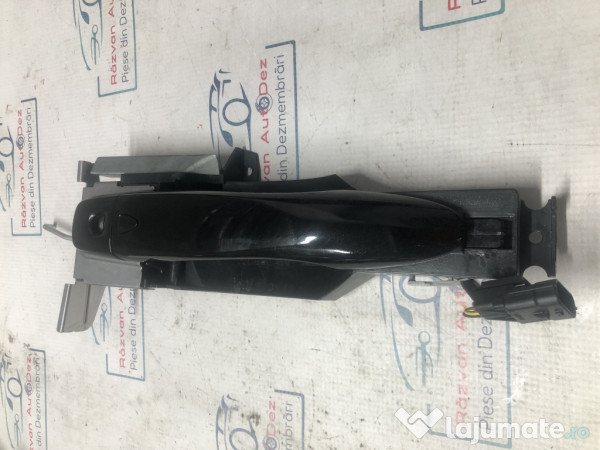 Maner exterior dreapta fata Nissan Pulsar 1.2 Benzina 2014