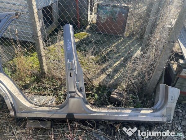 Prag dreapta tabla Nissan Qashqai 2008