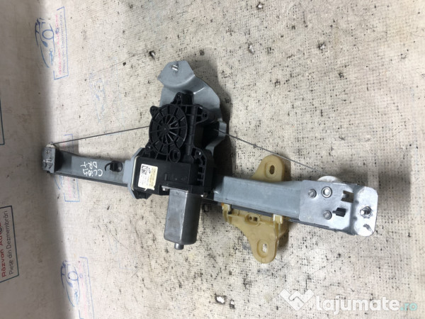 Macara geam dreapta fata Renault Clio 4 - Motorina 2016