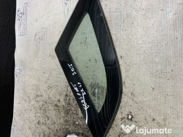 Geam aripa dreapta spate Ford Ecosport - Motorina 2015