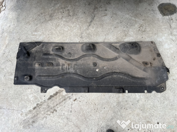 Scut lateral stanga BMW Seria 2 F45 2.0 Motorina 2017