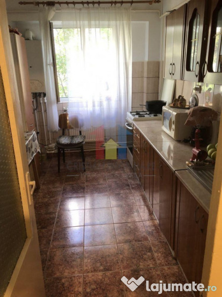 Ap 3 cam confort 1 , Viziru 3, etaj 2, 70 mp utili