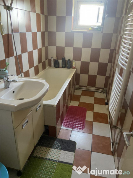 Apartament 3 camere , zona Gara- str Longinescu ,76 mp ,2 ba