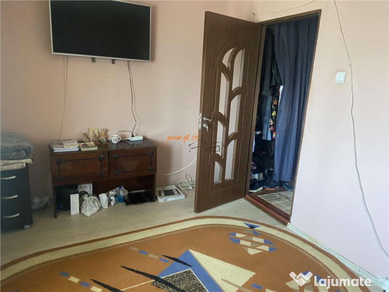 Apartament 3 camere , zona Gara- str Longinescu ,76 mp ,2 ba