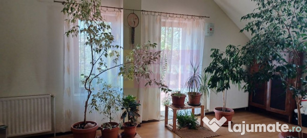 Joița, vilă 5 camere 187 mp utili + garaj, terasă, piv... 