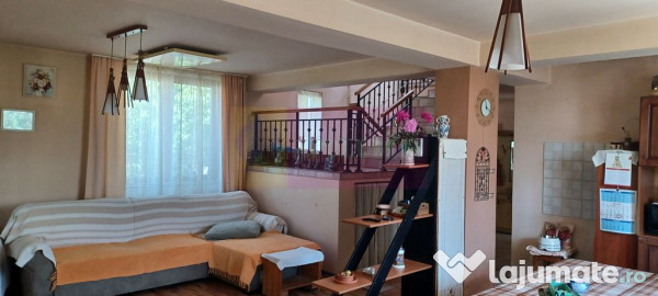 Joița, vilă 5 camere 187 mp utili + garaj, terasă, piv... 