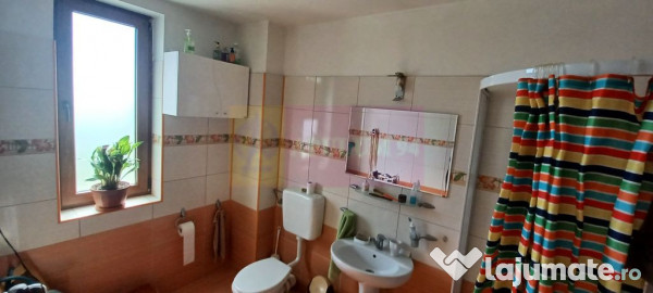 Joița, vilă 5 camere 187 mp utili + garaj, terasă, piv... 