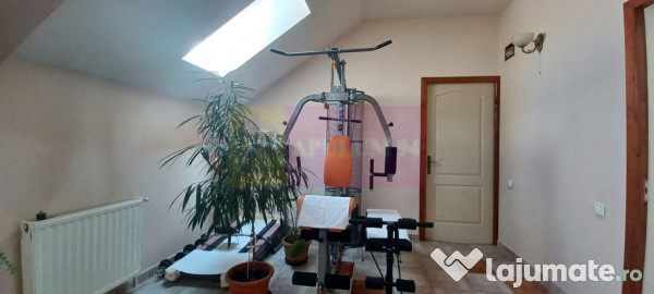 Joița, vilă 5 camere 187 mp utili + garaj, terasă, piv... 