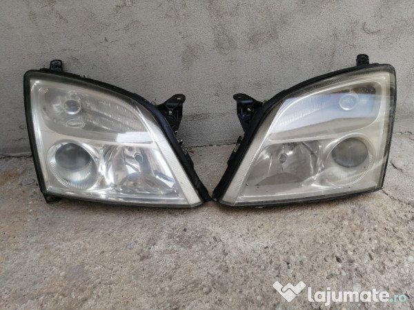 Faruri Opel Vectra C