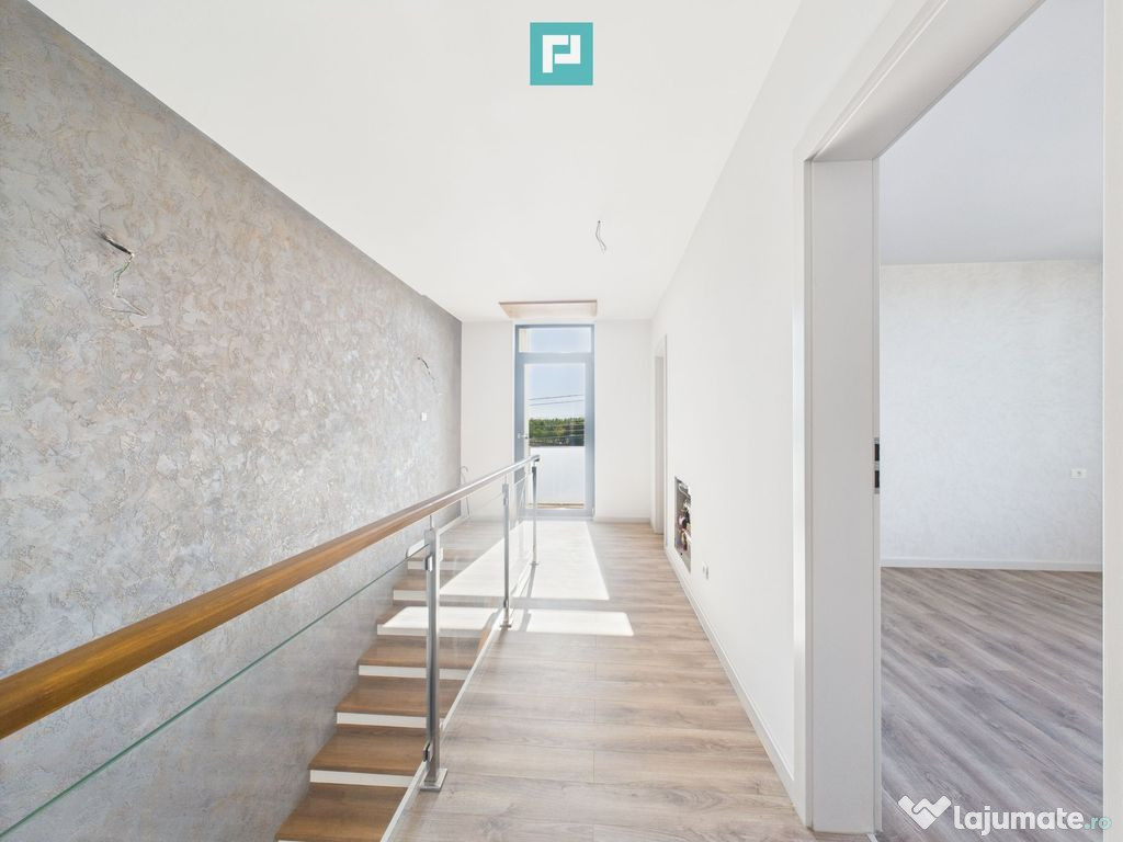 Duplex modern cu garaj, în Giarmata