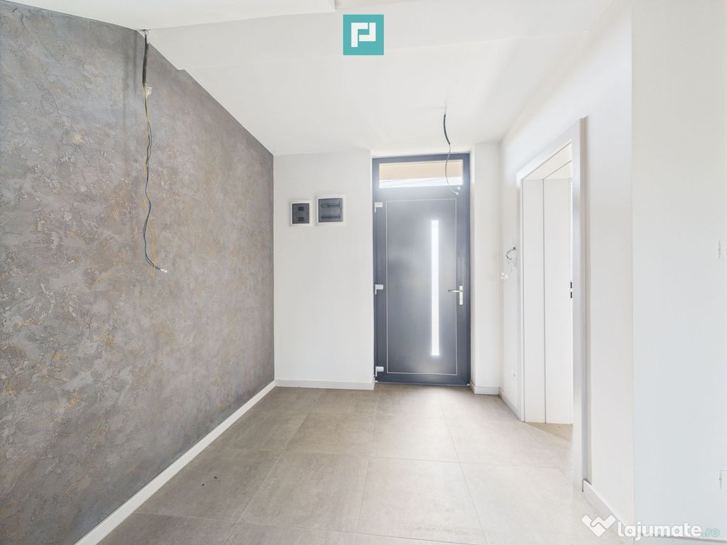 Duplex modern cu garaj, în Giarmata