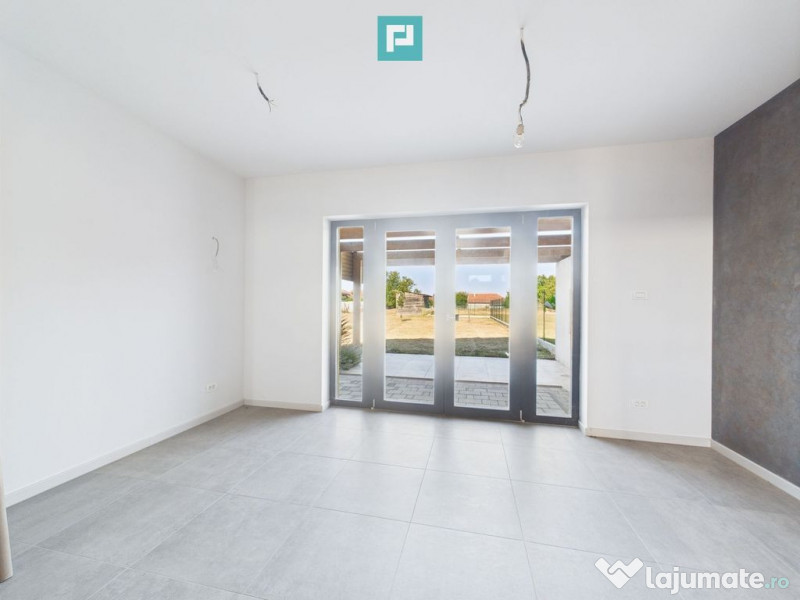 Duplex modern cu garaj, în Giarmata