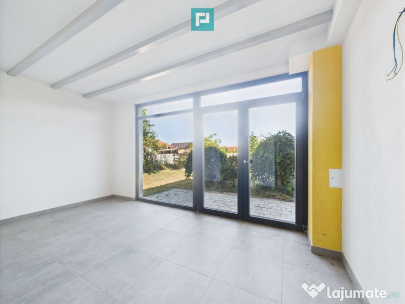 Duplex modern cu garaj, în Giarmata