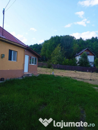 Casa de vanzare cu teren 3100 mp in Breaza de Jos, Prahova 