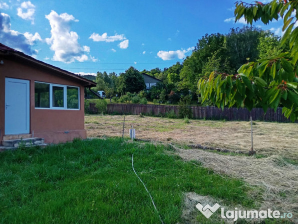 Casa de vanzare cu teren 3100 mp in Breaza de Jos, Prahova 