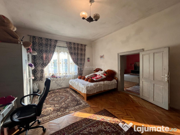 Sacu, Casa 426 Mp. Construiti, 6.500 Mp. Teren