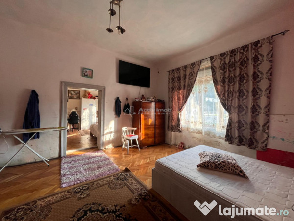 Sacu, Casa 426 Mp. Construiti, 6.500 Mp. Teren