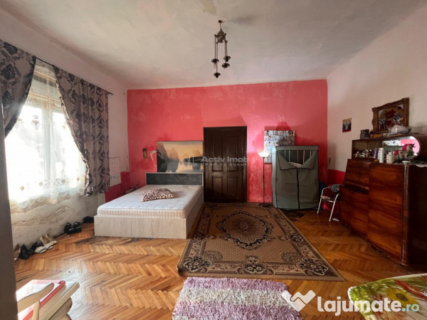 Sacu, Casa 426 Mp. Construiti, 6.500 Mp. Teren