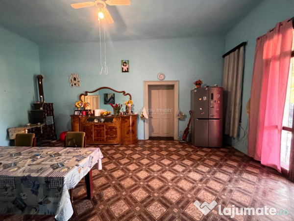 Sacu, Casa 426 Mp. Construiti, 6.500 Mp. Teren