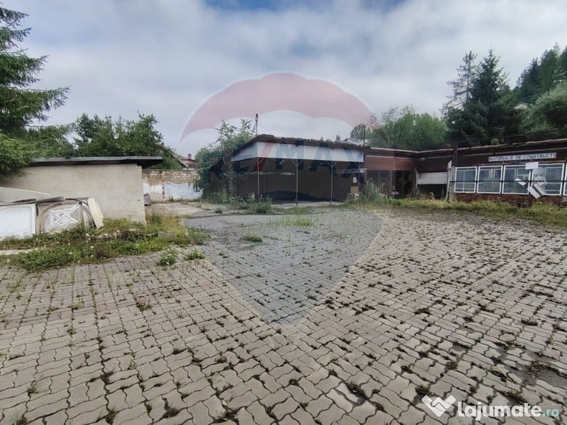 Spațiu industrial de 481mp, cu 1746mp teren în zona Cen... 