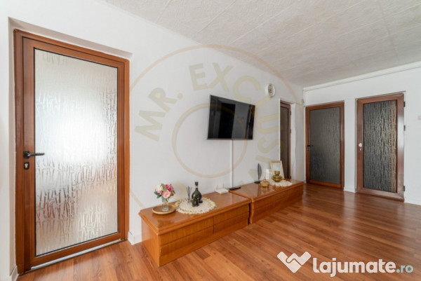 De vanzare- Apartament 3 camere Pitesti-zona Ultracentrala!