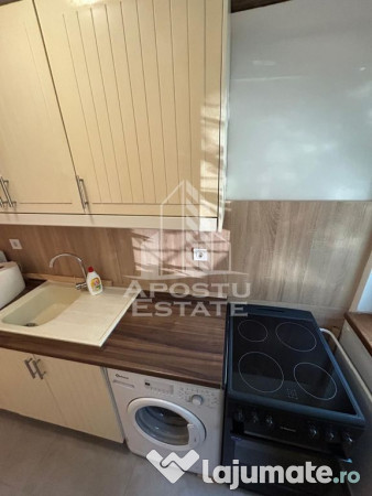 Apartament cu 3 camere, Zona Dacia 