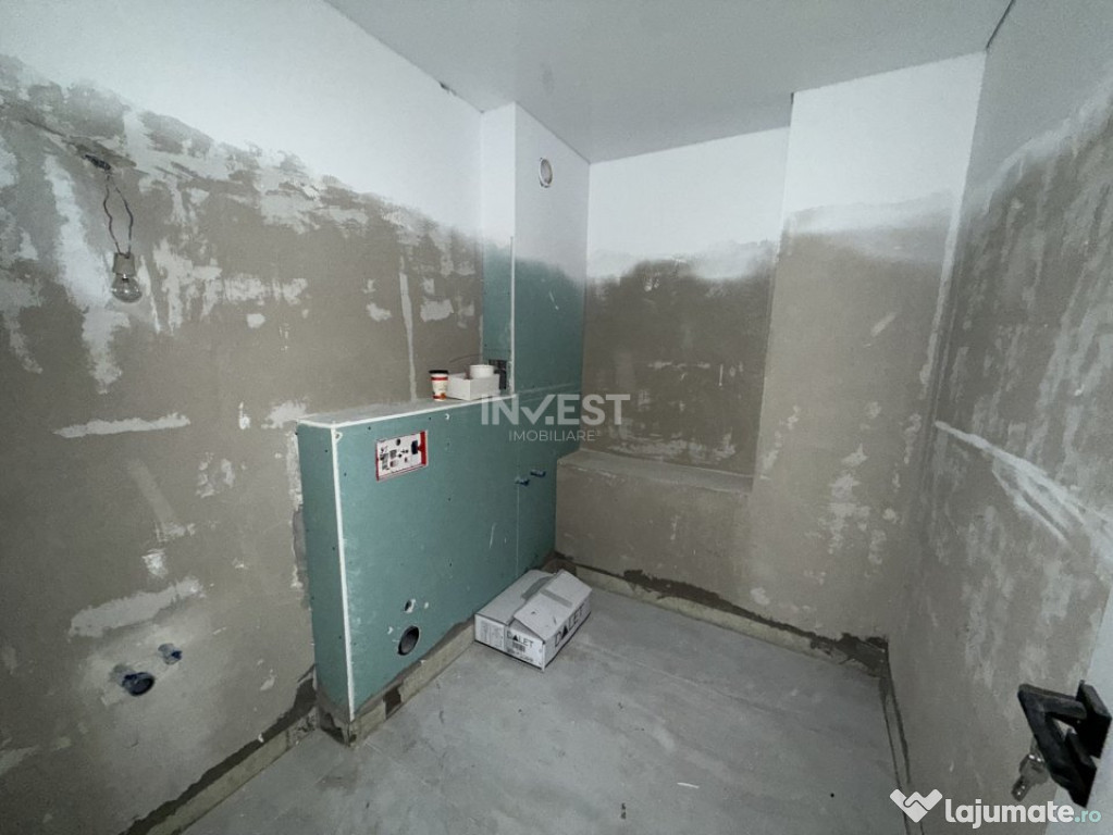 APARTAMENT 3 CAMERE , NICOLINA , DECOMANDAT , ETAJ INTERMEDI