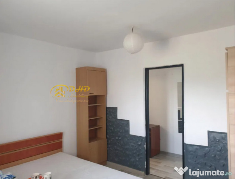 NICOLINA, Ap. 3 cam, Decomandat