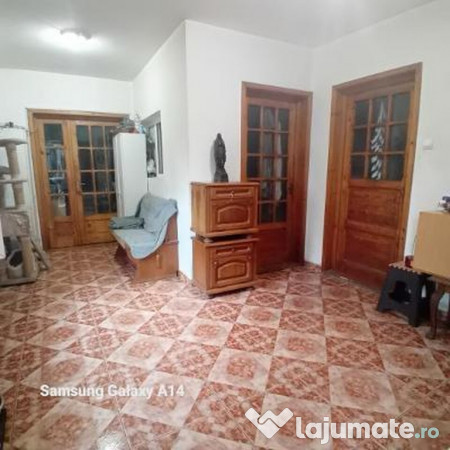 Blv BUCURESTI - casa P+1, 6cam, S-200mp - 155000 euro