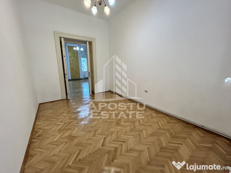 Spatiu 147 mp pentru birouri in spate la Catedrala 