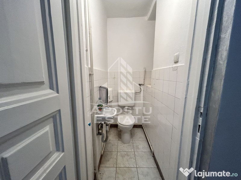 Spatiu 147 mp pentru birouri in spate la Catedrala 