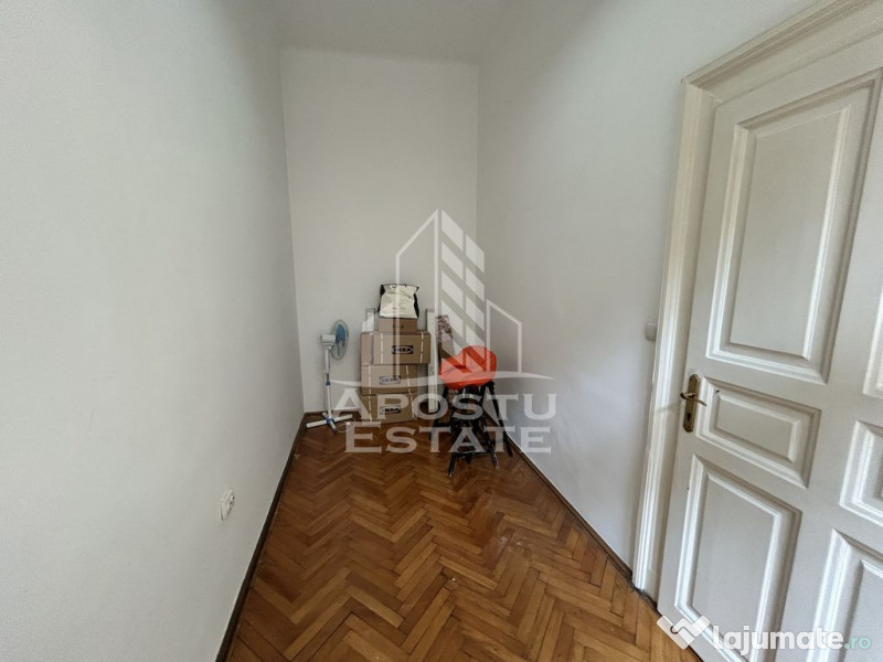 Spatiu 147 mp pentru birouri in spate la Catedrala 